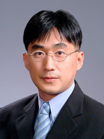 김태현 사진