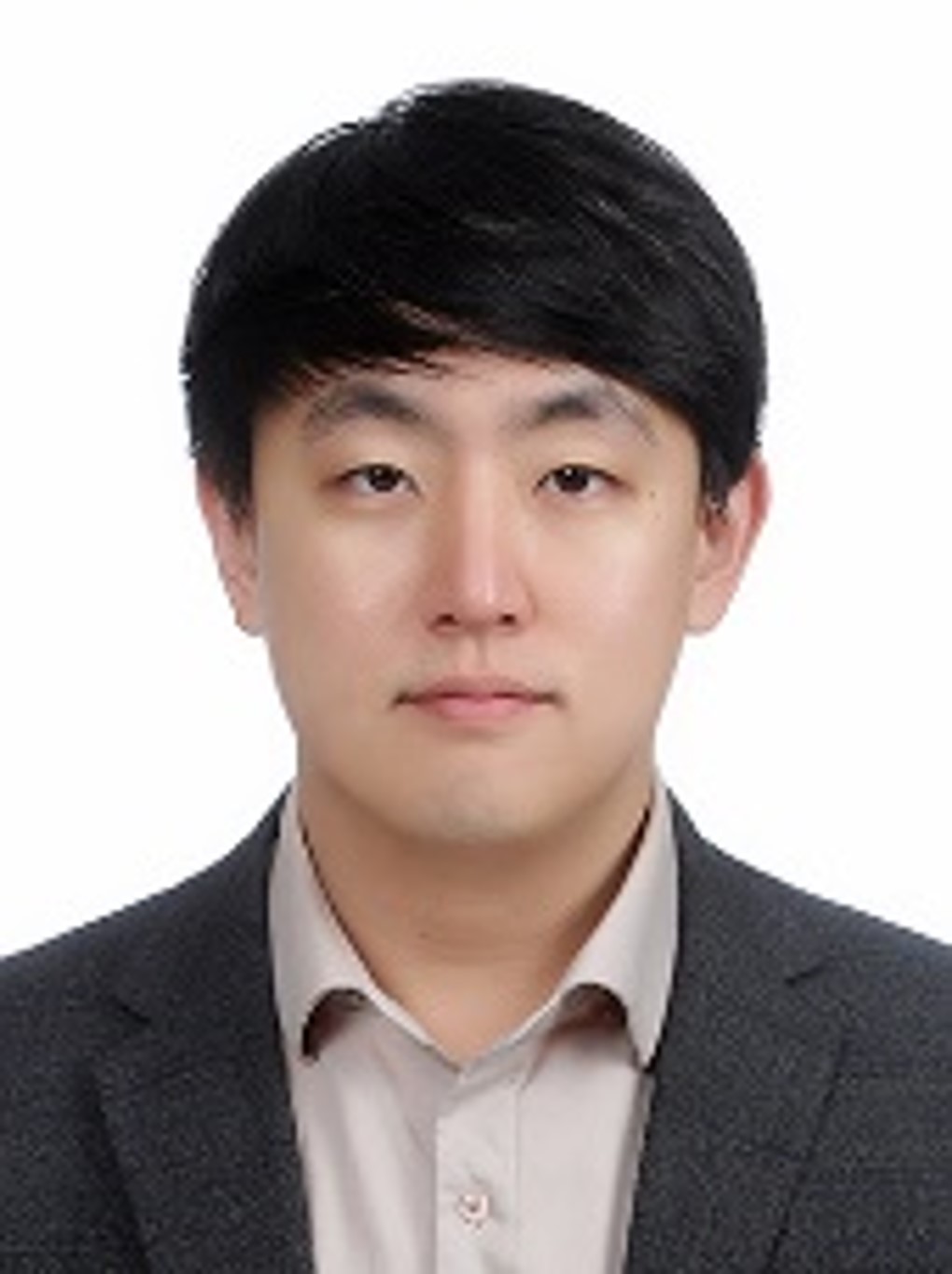 김 정 사진