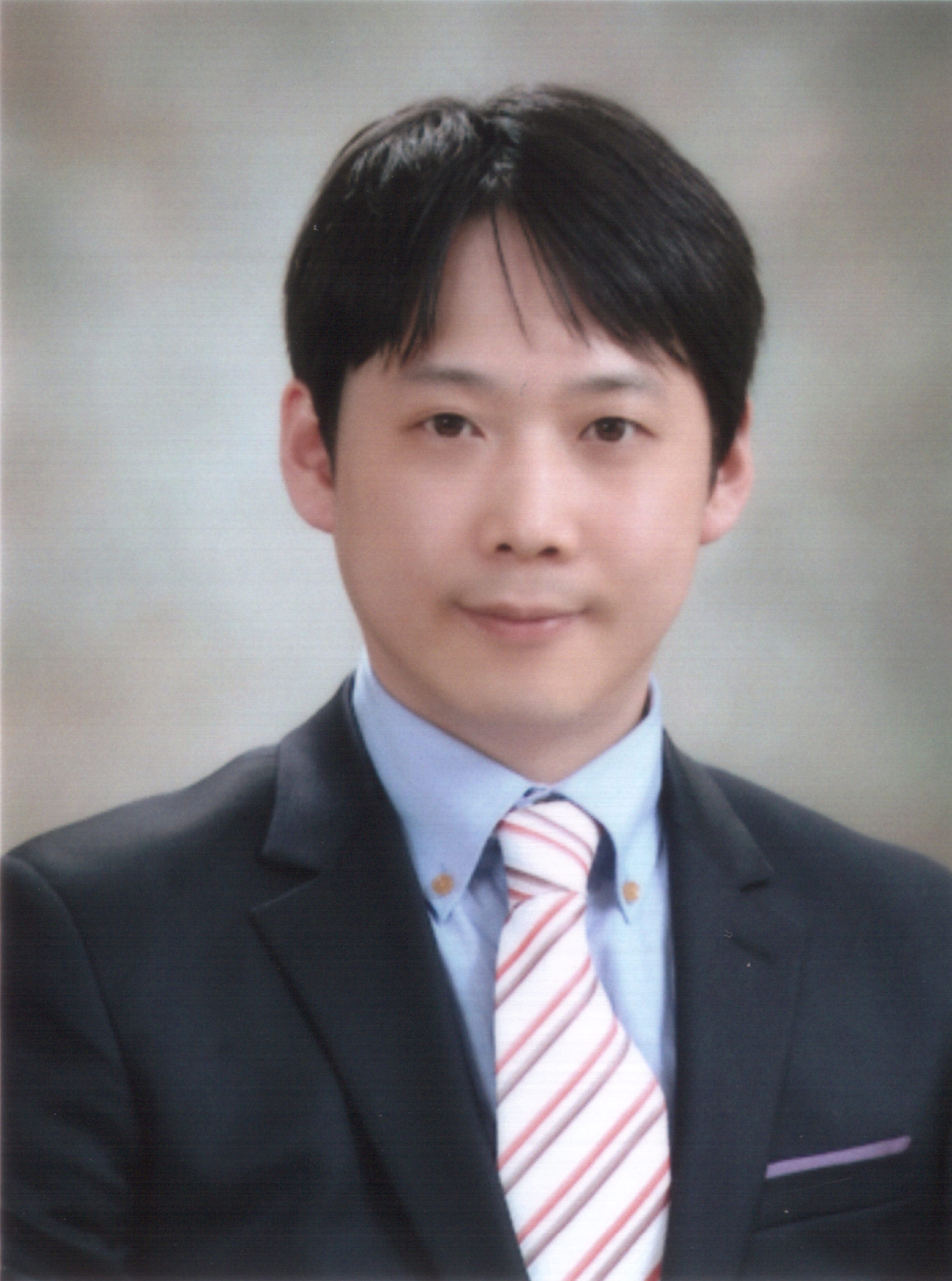 강문성 사진
